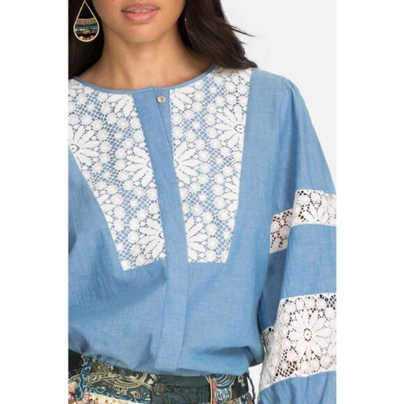💕JOHNNY WAS💕 Thalassa Pieced Button-down Shirt Lace Detail Chambray Blue NWT - Picture 6 of 16